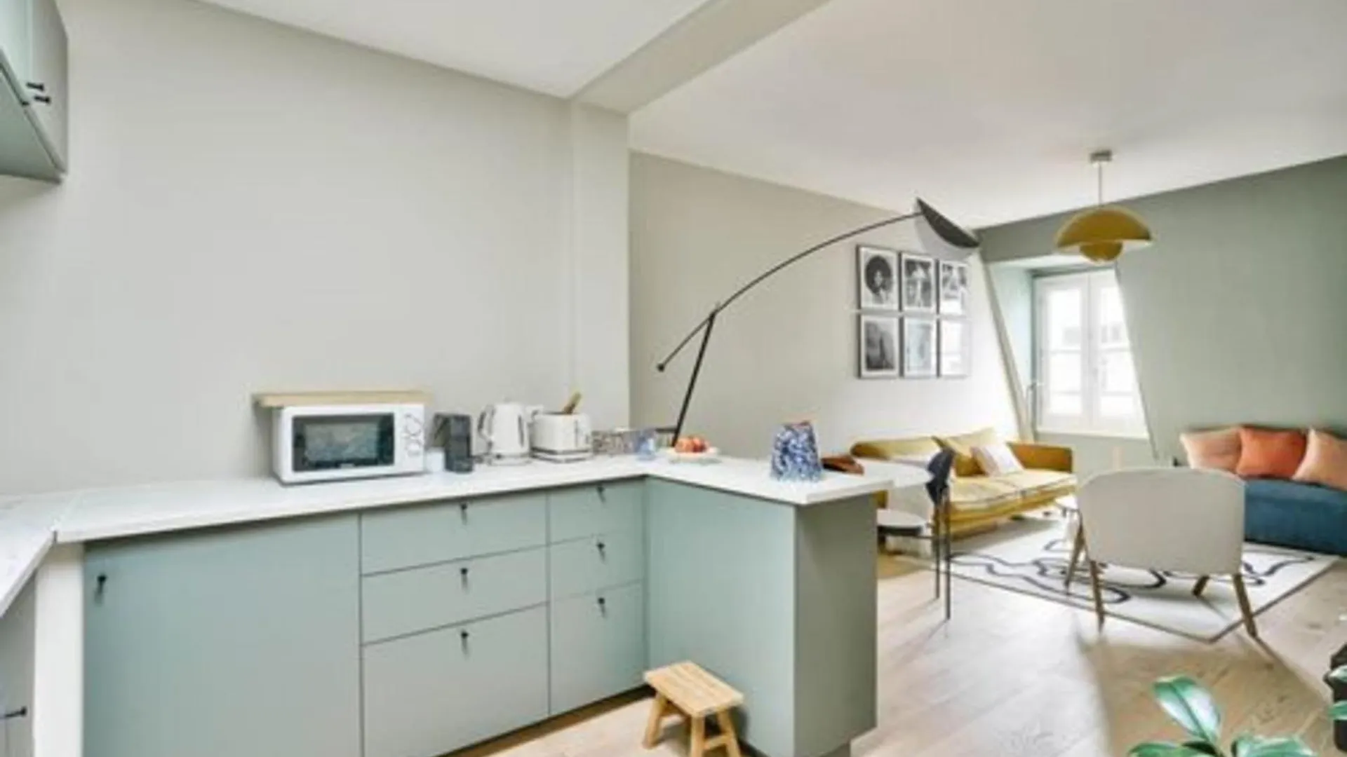 Charming Nest In Apartment